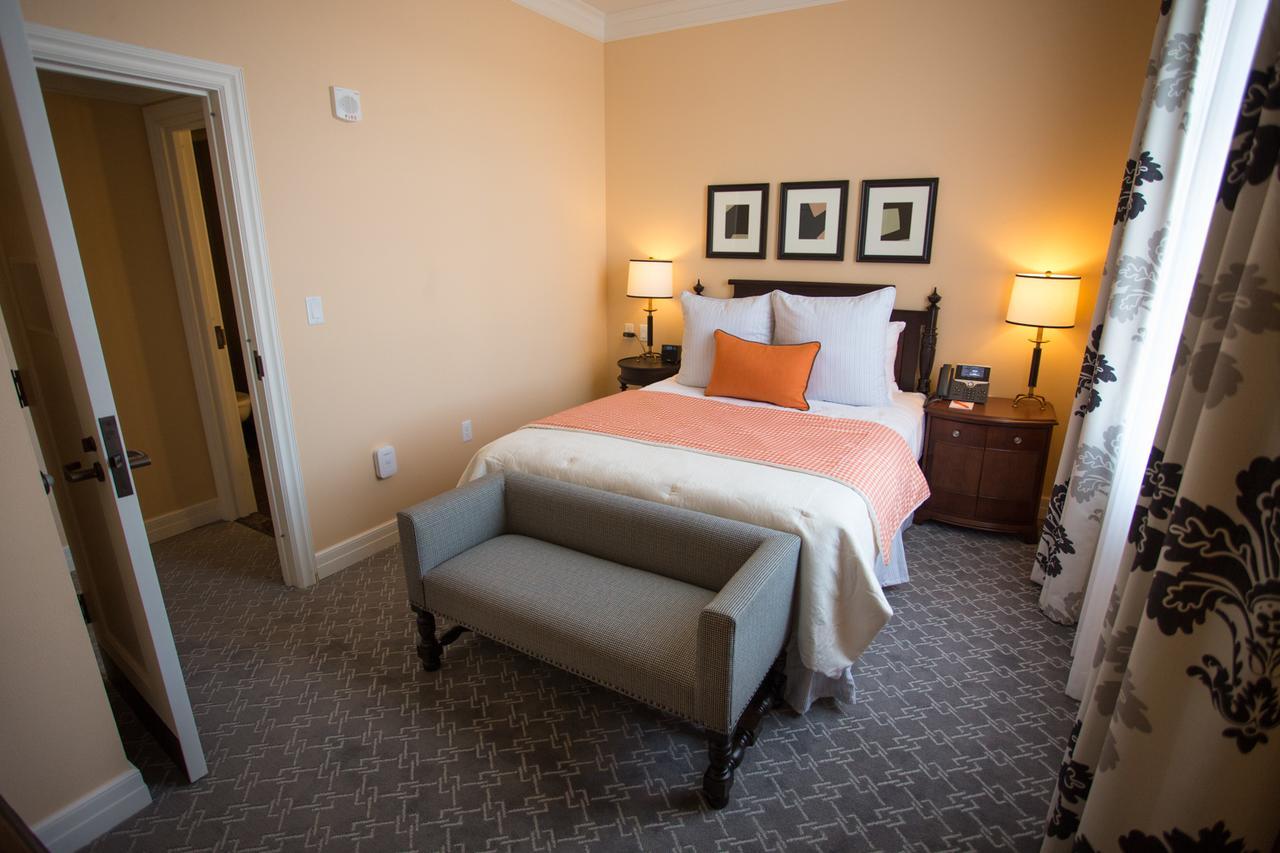 The Atherton Hotel At Osu Stillwater Δωμάτιο φωτογραφία
